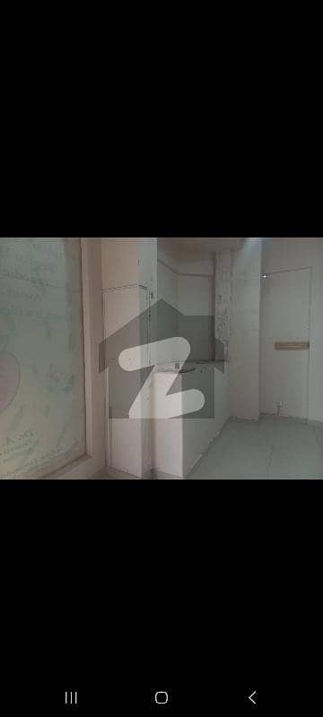DHA Phase 4 Shop Sized 1000 Square Feet