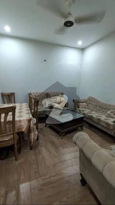 پی ای سی ایچ ایس بلاک 2 پی ای سی ایچ ایس,جمشید ٹاؤن,کراچی میں 3 کمروں کا 6 مرلہ بالائی پورشن 2.6 کروڑ میں برائے فروخت۔