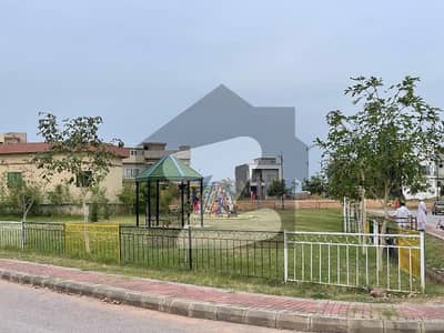 5Marla ideal location park facing plot with stunning hills view