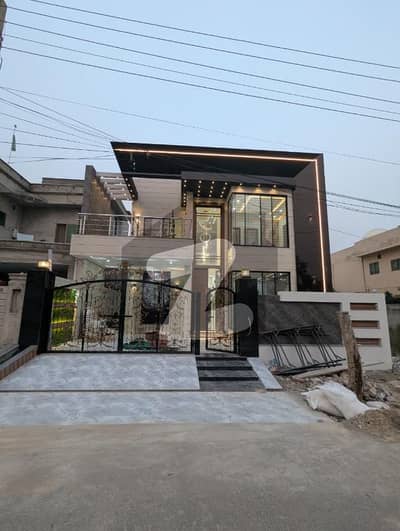 12 Marla Brand New House Available For Sale