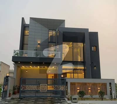 10 Marla brand new house available for rent near park musjid or commercial