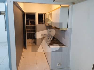 As salam Apartment 850 Square Yard Third Floor Without Lift Bountry Wall Reserve Car Parking