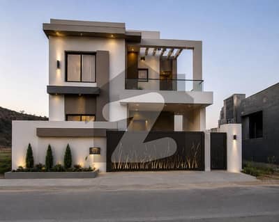 9 Bedroom. Brandnew 16 Marla House
