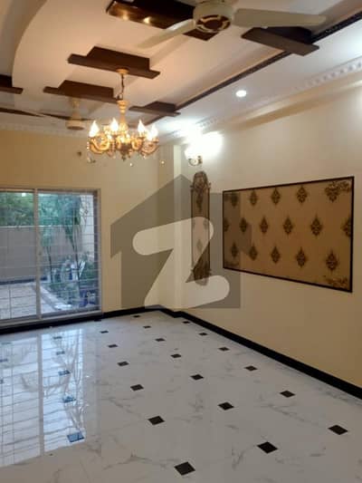 11 marla brand new house upper portion