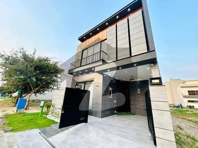 5 MARLA ELEGANT AND FULLY MAINTAINED SUPER HOT LOCATED BUNGALOW IS AVAILABLE IN THE BEST BLOCK OF DHA LAHORE.