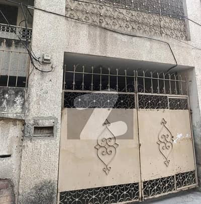 A 10 Marla House Has Landed On Market In Allama Iqbal Town - Kashmir Block Of Lahore