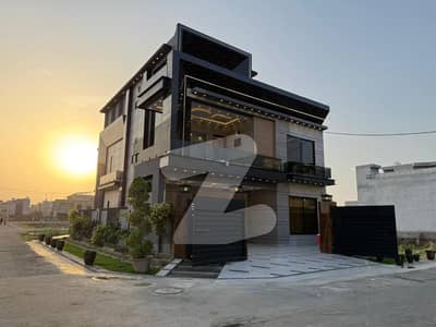 10.5 Marla Corner Category Triple Storey Luxury House For Sale In Al Rehman Garden Phase 2