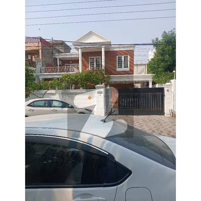 Marble Floor  Looking For A Upper Portion In Allama Iqbal Town Allama Iqbal Town