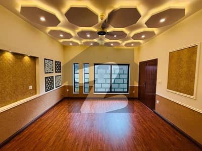 House In F-10/1 For Sale