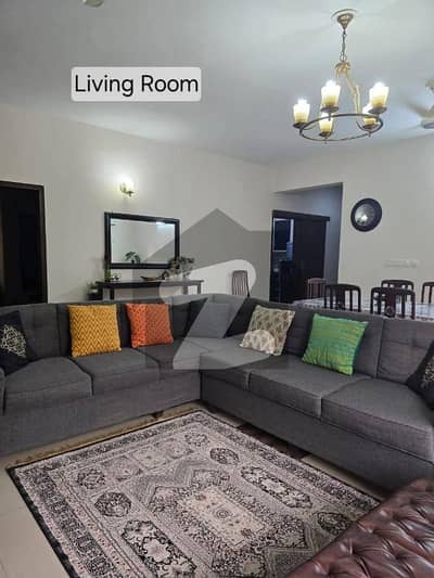 1st Floor West Open 3 Bed Flat For Sale