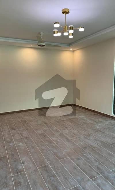 300 Square Yards House Available For Sale In Askari 6