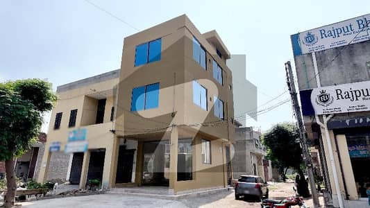 ایلیٹ ٹاؤن لاہور میں 2 مرلہ Studio عمارت 1.1 کروڑ میں برائے فروخت۔