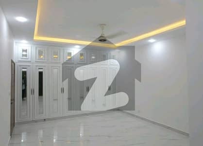 Prime Location 266 Square Yards House In Karachi Is Available For sale