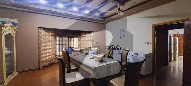 DHA PHASE 5 1000 YARDS 8 BEDROOMS WEST OPEN BUNGALOW IS UP FOR URGENT SALE