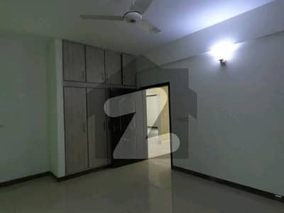 Gorgeous 10 Marla Flat For rent Available In Askari 11 - Sector B