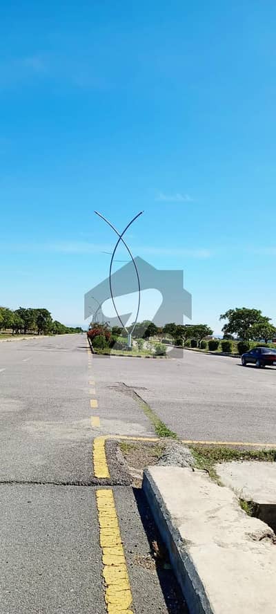 10 Marla south open plot for sell Regi Model Town Peshawar, Zone 4 , Sector A2