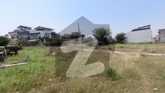 (35*60) 70 FEET ROAD SUN FACE PLOT FOR SALE