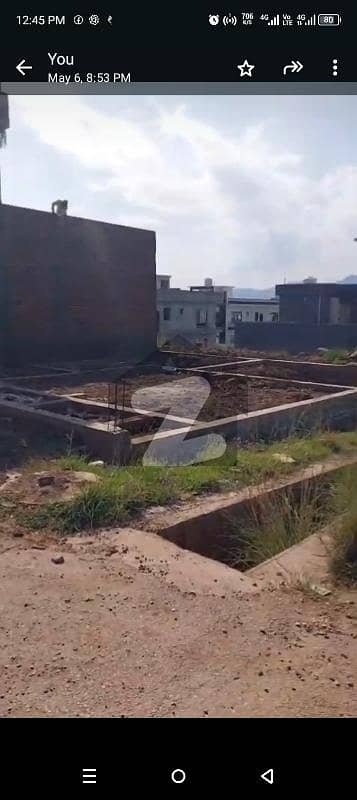 56 لاکھ میں 6 مرلہ کارنر پلاٹ بنی گالا DPC مکمل، بور موجود، 4030 فٹ روڈ