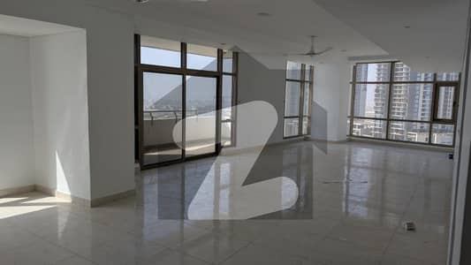 Luxury 3-Bed Apartment for Sale in Emaar Pearl Towers | Proper Sea Facing | Chance Deal Luxury 3-Bed Apartment for Sale in Emaar Pearl Towers | Proper Sea Facing | Chance Deal