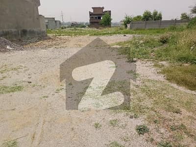 ای ۔ 18 اسلام آباد میں 10 مرلہ رہائشی پلاٹ 70.0 لاکھ میں برائے فروخت۔