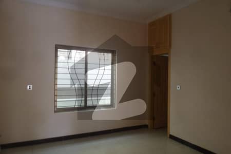 I-8/2 House Sized 14 Marla For Sale