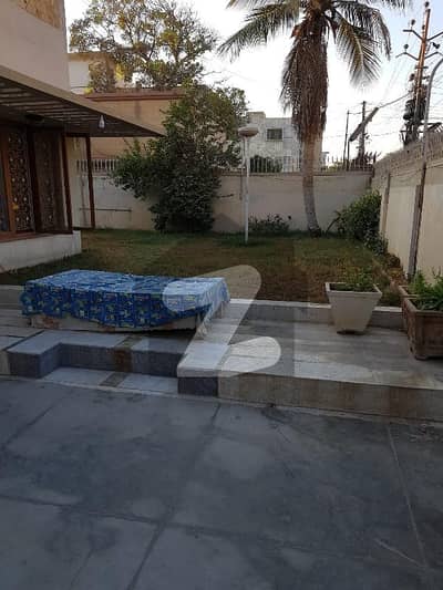 ناظم آباد 4 ناظم آباد,کراچی میں 5 کمروں کا 17 مرلہ مکان 7.0 کروڑ میں برائے فروخت۔