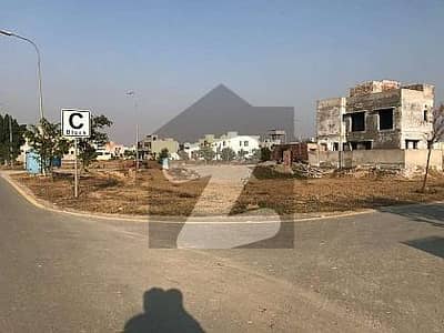 بحریہ ٹاؤن فیز 8 ۔ بلاک جی بحریہ ٹاؤن فیز 8,بحریہ ٹاؤن راولپنڈی,راولپنڈی میں 10 مرلہ رہائشی پلاٹ 75.0 لاکھ میں برائے فروخت۔
