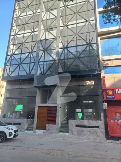 Prime Location Shop In Badar Commercial Area Sized 1700 Square Feet Is Available