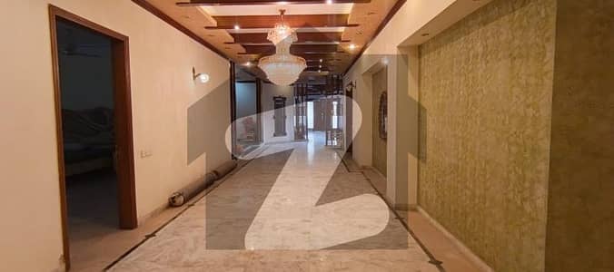 ڈی ایچ اے فیز 6 ڈی ایچ اے ڈیفینس,کراچی میں 6 کمروں کا 2 کنال مکان 27.0 کروڑ میں برائے فروخت۔