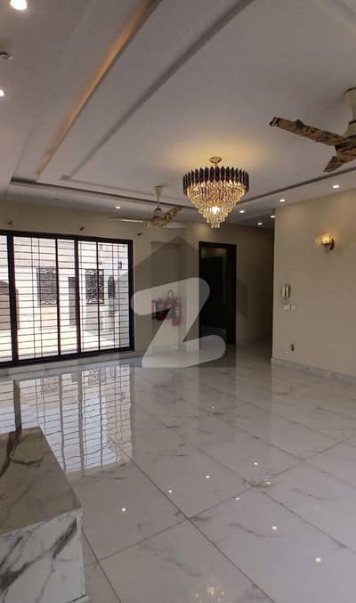 1 kanal uppar portion for rent