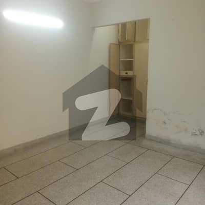 MODAL TWON N BLOCK 1 KANAL LOWER PORTION 2 BAD LOWER PORTION FOR RENT