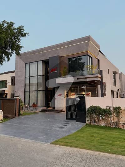 1 Kanal House For Rent in Phase 8 Air Avinue