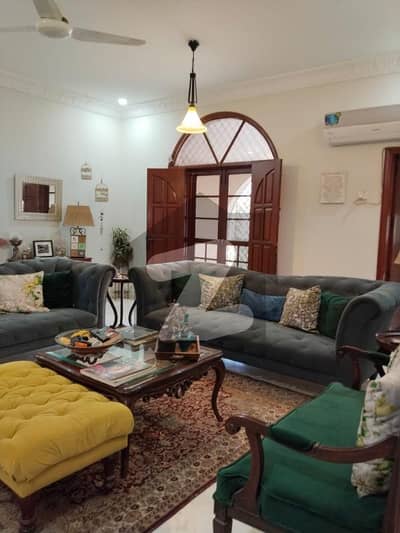 ULTRA LUXURY 1000 YARDS CORNER BUNGALOW FOR SALE DHA PHASE 6, KARACHI