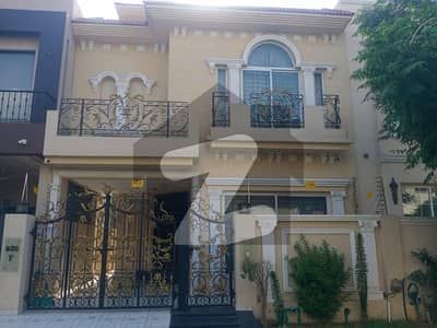 DHA Phase 7, Sector T, 05 Marla, 03 Bed, Fully Furnished Luxurious House For Rent.