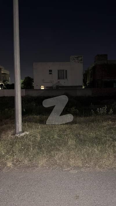 ZEEE Marketing & Builder Offers 1 Kanal Near to Lahore Allama Iqbal Int Airport In DHA phase 8 Available