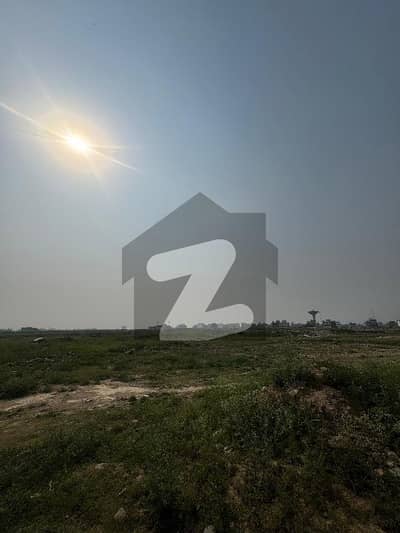A 10 marla plot for sale in g14/1 in a very prime location.