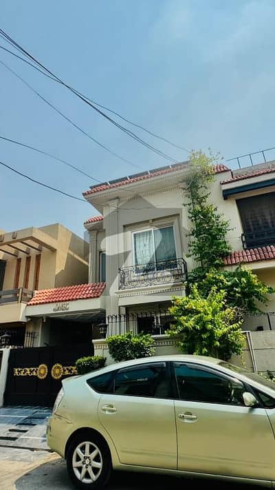 Defence 5 marla house for sale