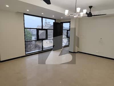 1100+ Sq. Ft. Commercial Space For Rent