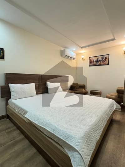 One bedroom apartment for rent available Gulbug green islamabad full furnished apartment