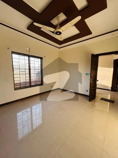 In D-12 8 Marla House For rent