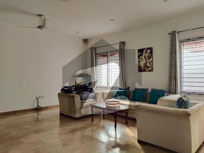 500 YARD | 2 UNIT HOUSE FOR SALE IN DHA PHASE 8 ZONE A IQBAL STREET
