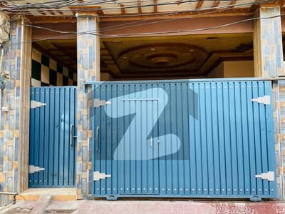 اولڈ شجاع آباد روڈ ملتان میں 6 کمروں کا 12 مرلہ مکان 3.8 کروڑ میں برائے فروخت۔