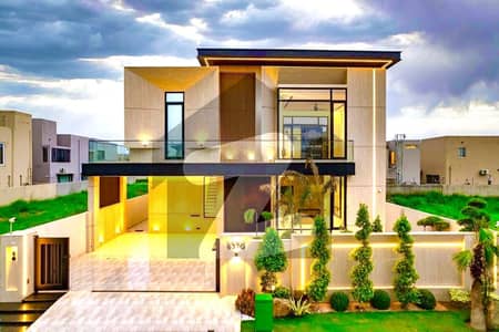 1 Kanal Top Quality Build Luxurious Beautiful Modern Design Villa With Basement For Sale In DHA Lahore Phase 7 Prime Location