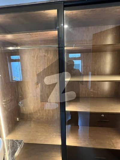 Ideal 2900 Square Feet Flat Has Landed On Market In Clifton - Block 8, Karachi