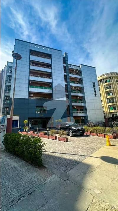 F-11 Beautiful Luxury Fully Furnished 2 Bed 3 Bath