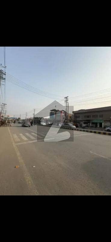 یونیورسٹی روڈ سرگودھا میں 14 مرلہ Studio عمارت 12.0 لاکھ میں کرایہ پر دستیاب ہے۔