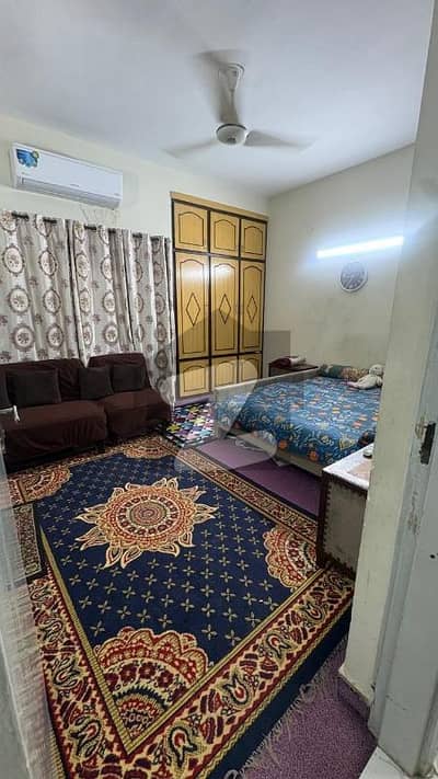 جی ۔ 11 اسلام آباد میں 2 کمروں کا 4 مرلہ مکان 2.7 کروڑ میں برائے فروخت۔