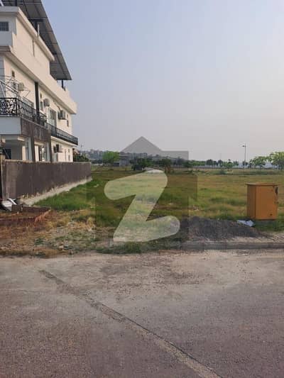 Plot In Bahria Town Phase 8 Sector L