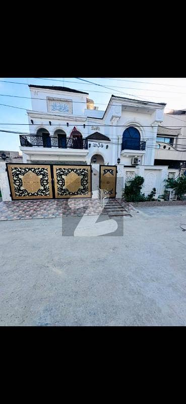 Luxury Double Storey Kothi for Sale in Khayaban-e-Sadiq Elegant Design | Premium Construction | Fully Luxury Lifestyle