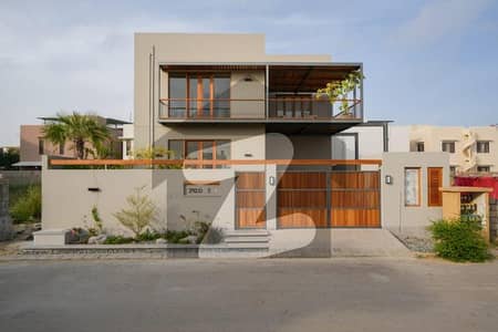 500 Square Yards House In DHA Phase 8 Is Available For sale